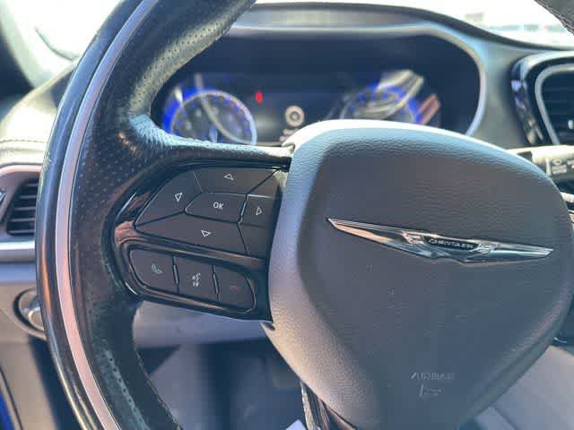 Used 2021 Chrysler Pacifica Limited w/ Premium & Safety Sphere Group AWD/4WD image 10
