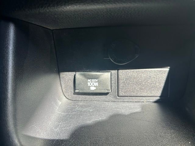 Used 2015 Toyota Highlander Limited AWD/4WD image 24