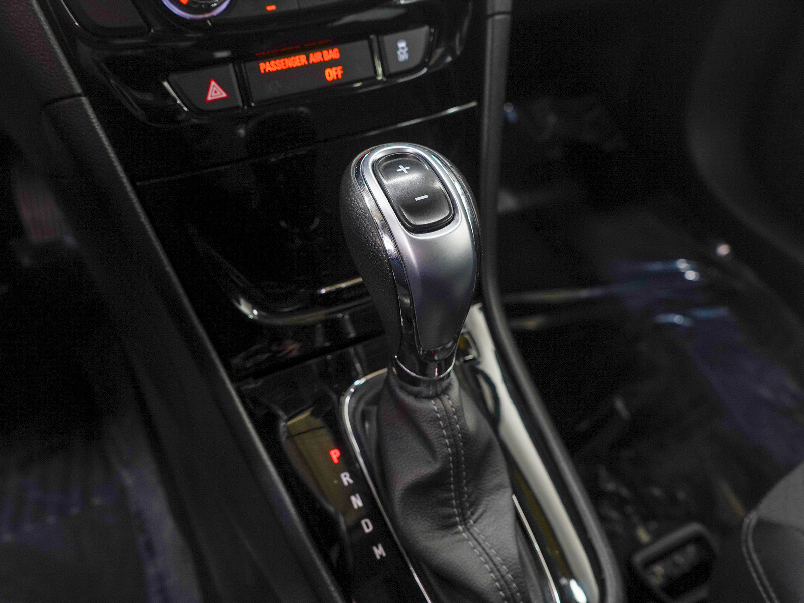 Used 2022 Buick Encore Preferred image 20