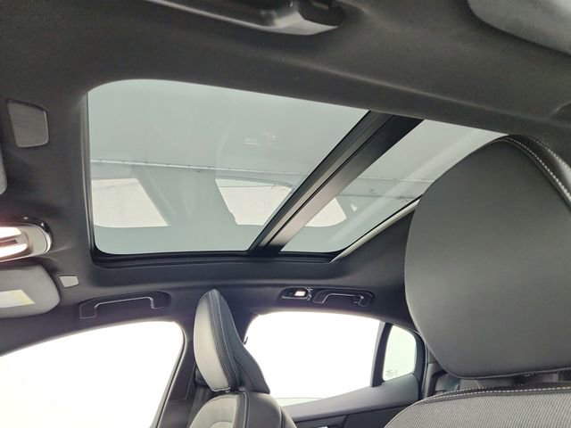 Certified 2024 Volvo S60 B5 Plus image 26