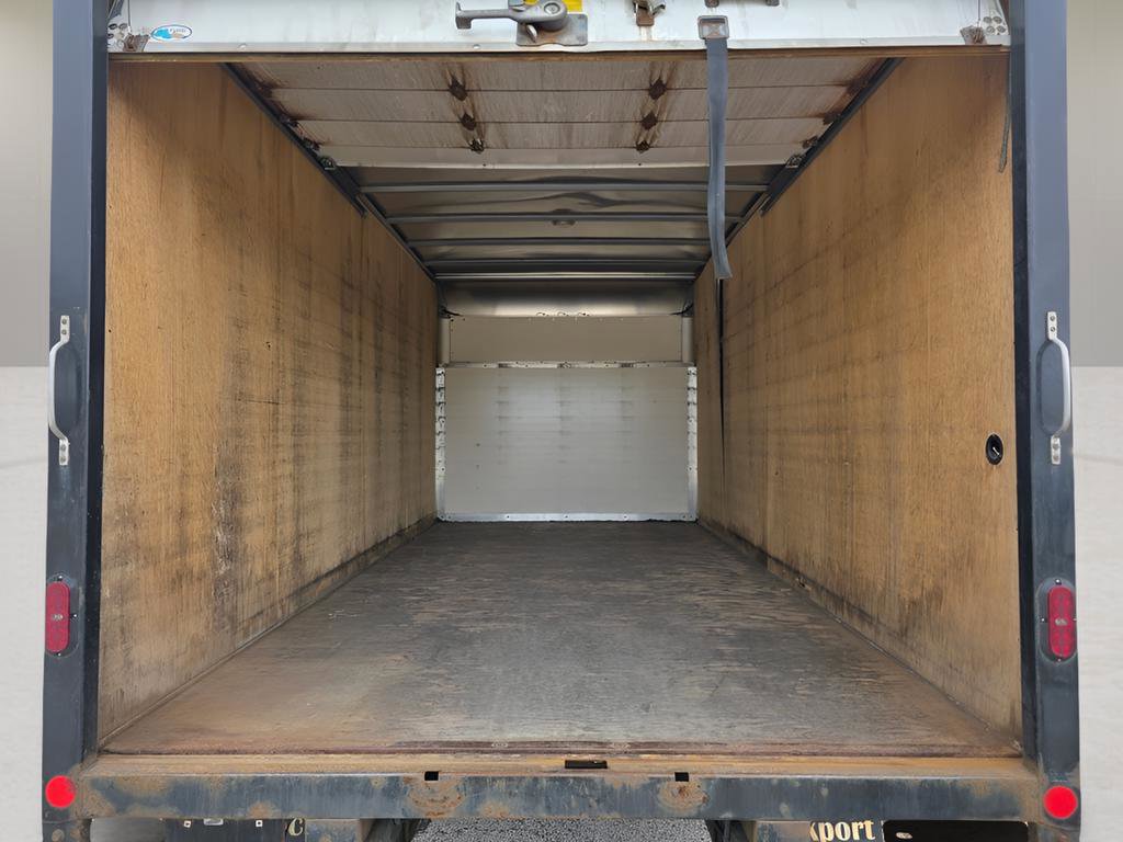 Used 2019 Ford E-350 and Econoline 350 Super Duty image 12