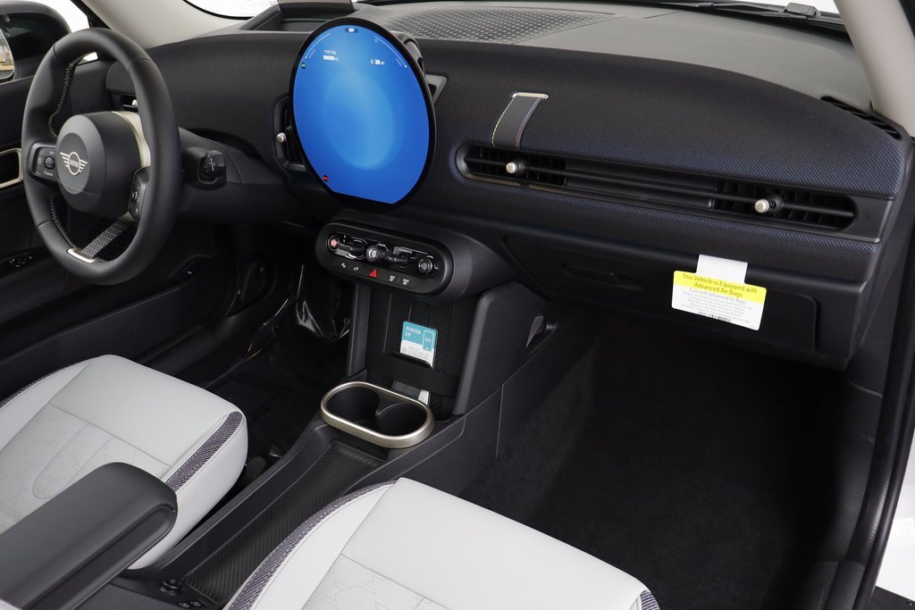 New 2026 MINI Cooper 2-Door Hardtop image 19