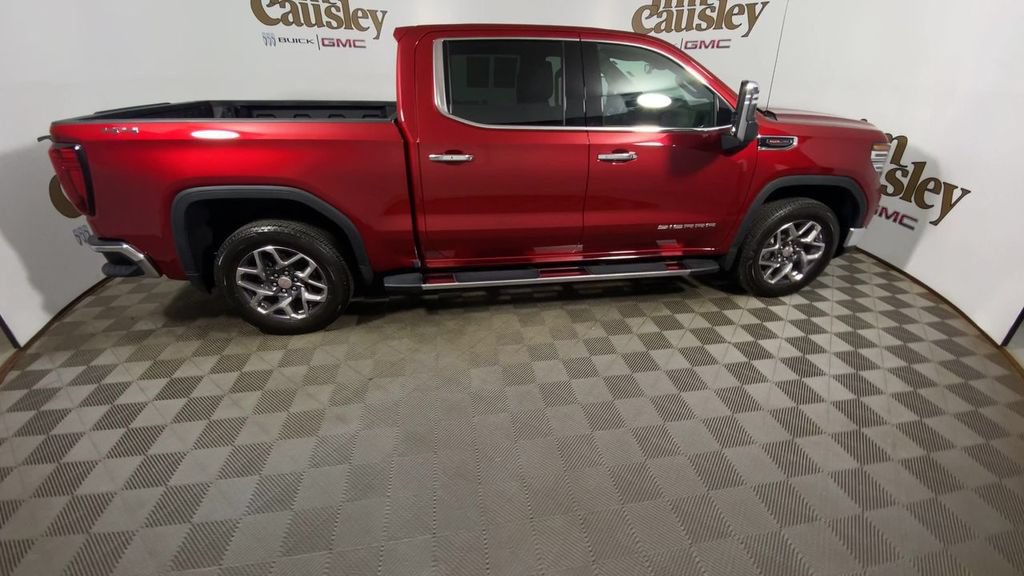 Certified 2025 GMC Sierra 1500 SLT w/ SLT Premium Plus Package AWD/4WD image 9