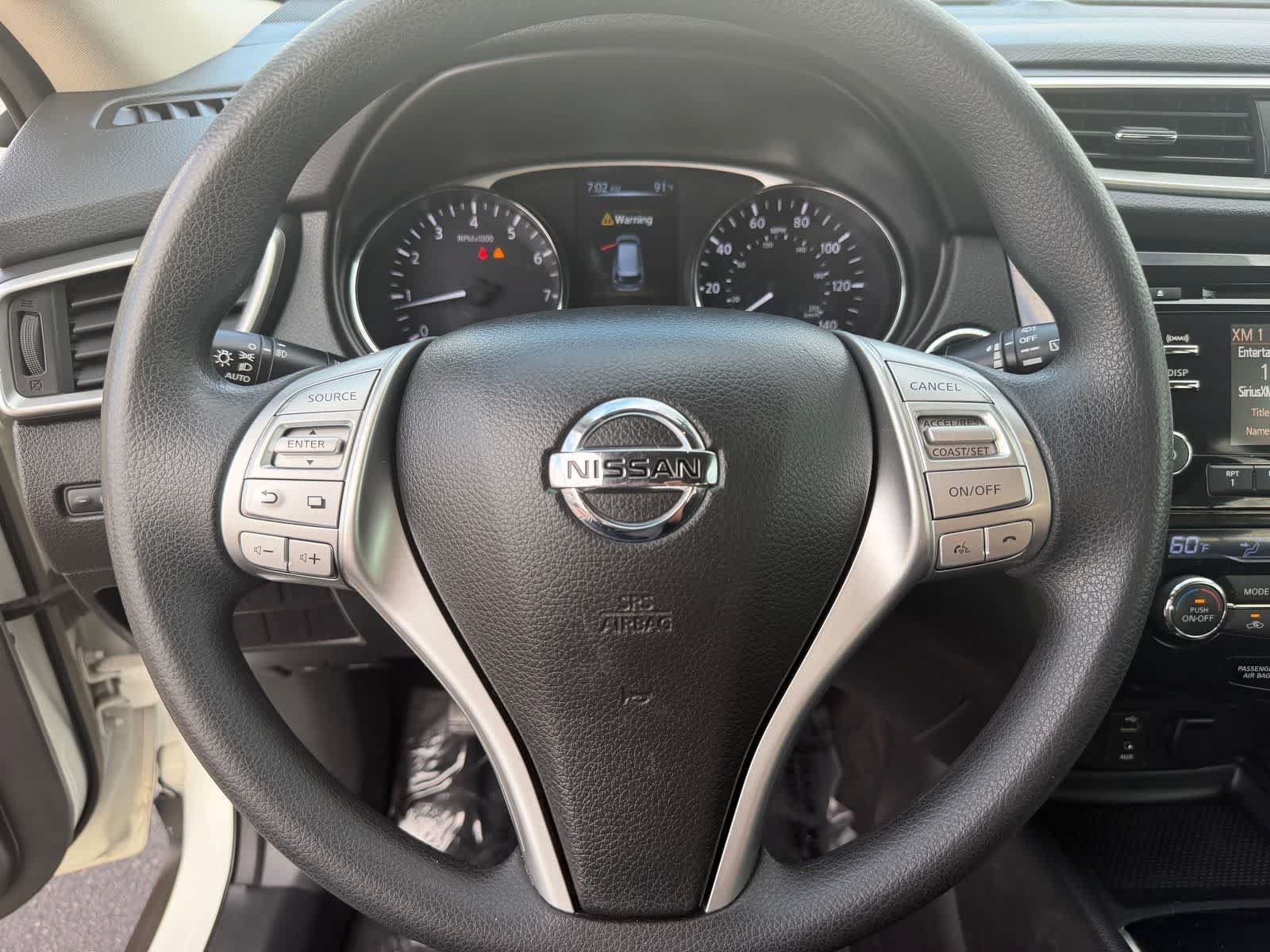 Used 2014 Nissan Rogue SV FWD image 16
