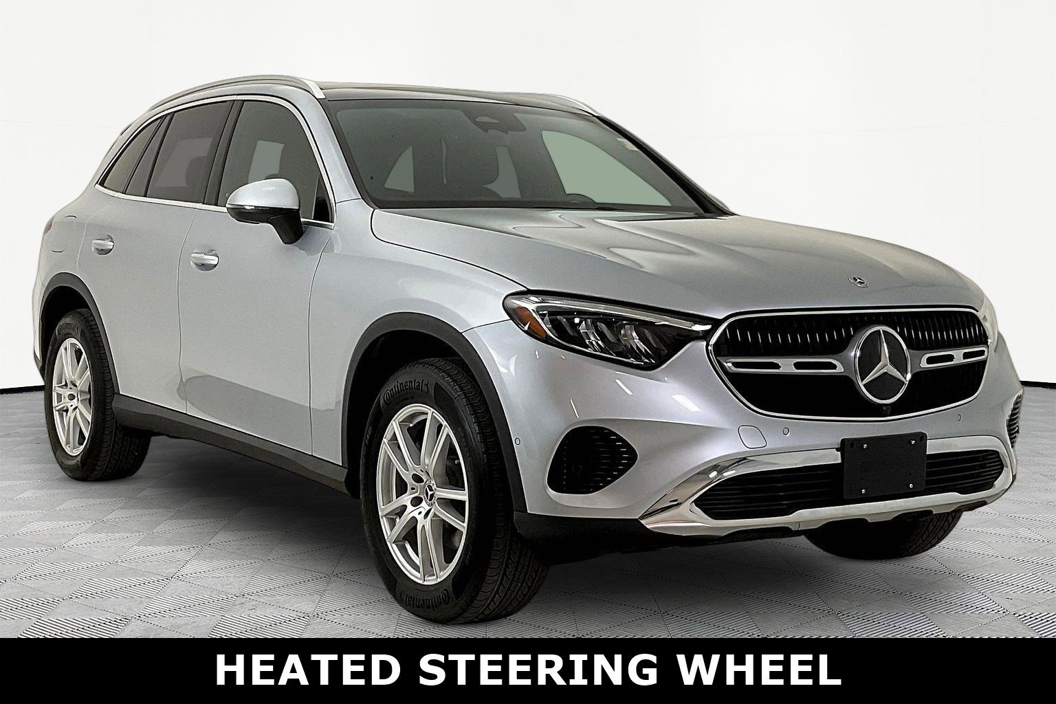 Certified 2025 Mercedes-Benz GLC 300 4MATIC image 3