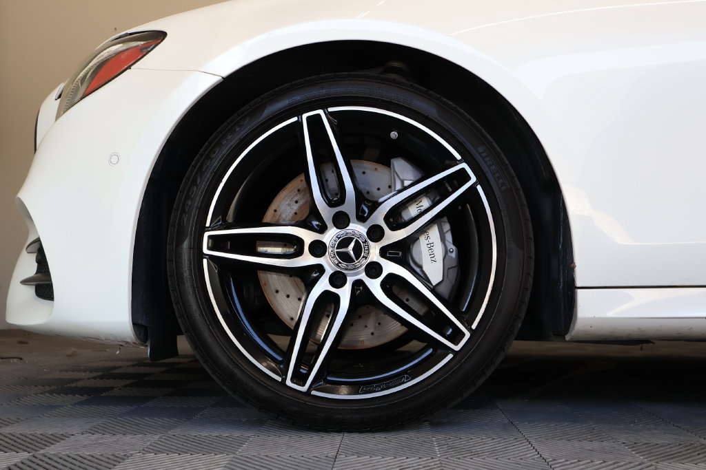 Used 2020 Mercedes-Benz E 350 Sedan image 9