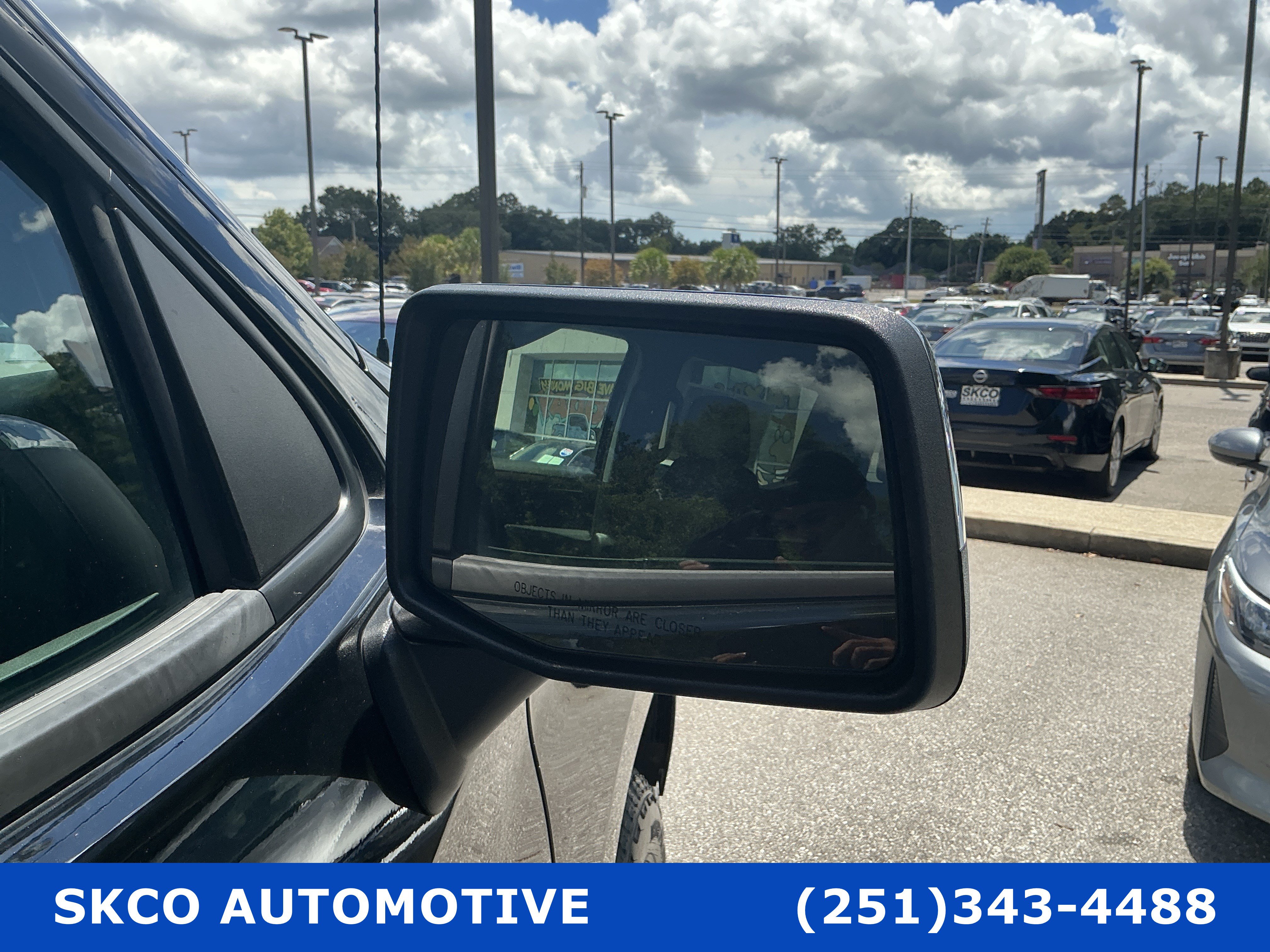 Used 2023 Chevrolet Silverado 1500 LT AWD/4WD image 10