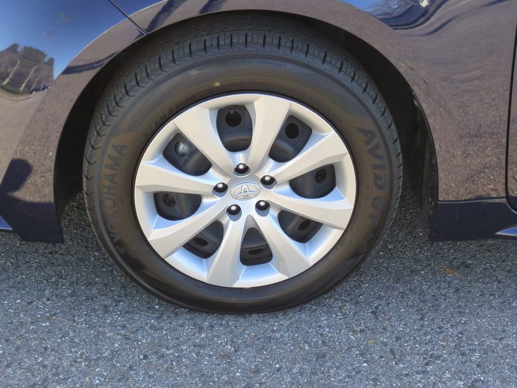 Certified 2023 Toyota Corolla LE image 11