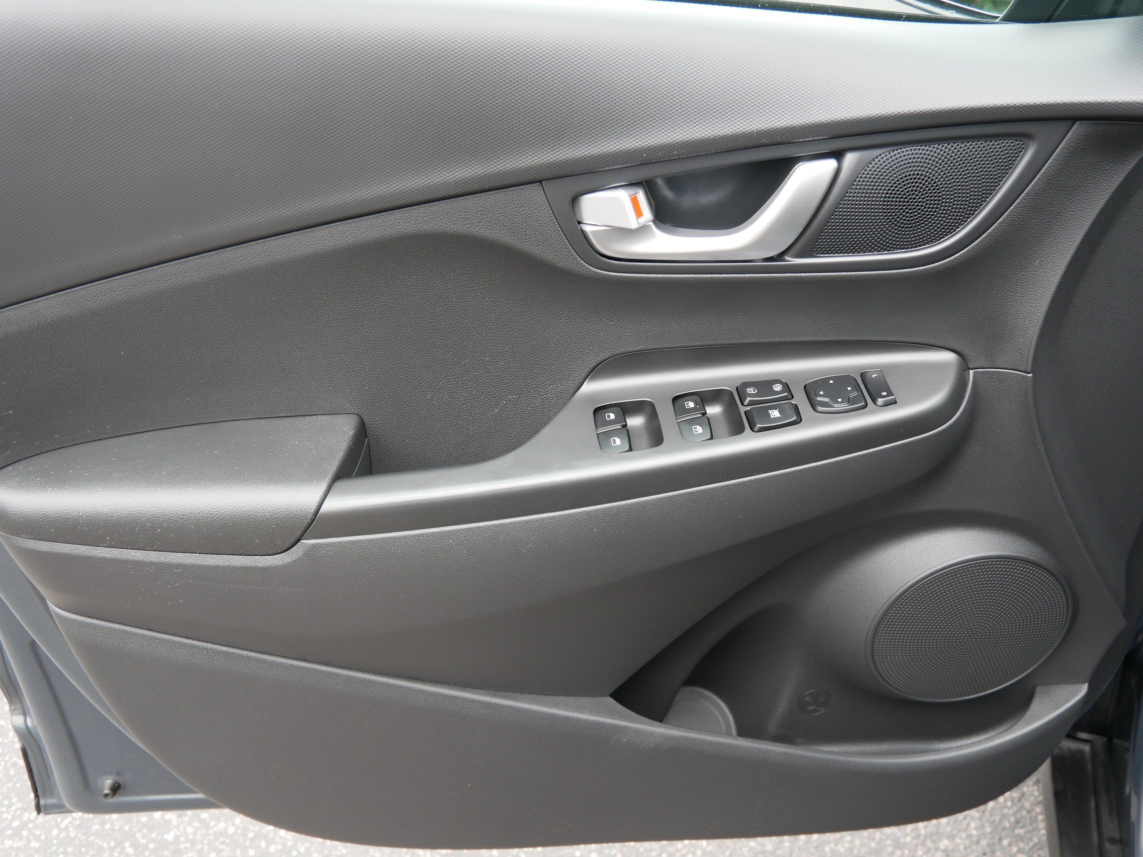 Used 2023 Hyundai Kona SEL w/ Convenience Package FWD image 30