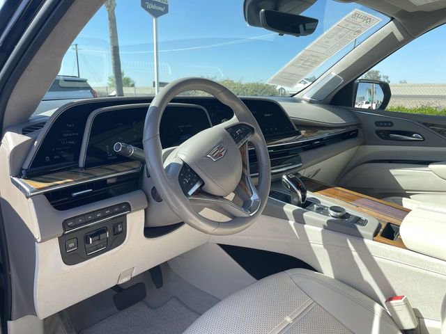 Used 2021 Cadillac Escalade ESV Sport Platinum AWD/4WD image 10