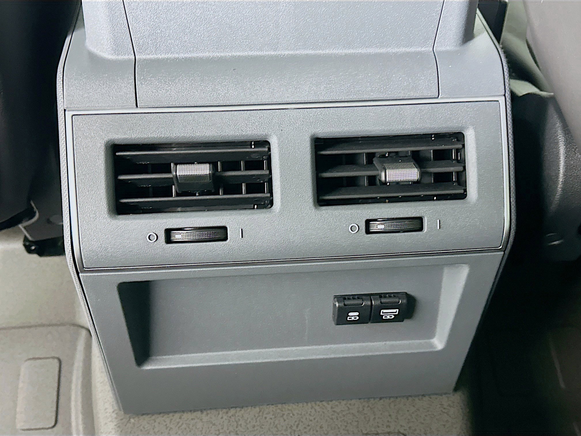 New 2025 INEOS Grenadier Fieldmaster Edition image 38