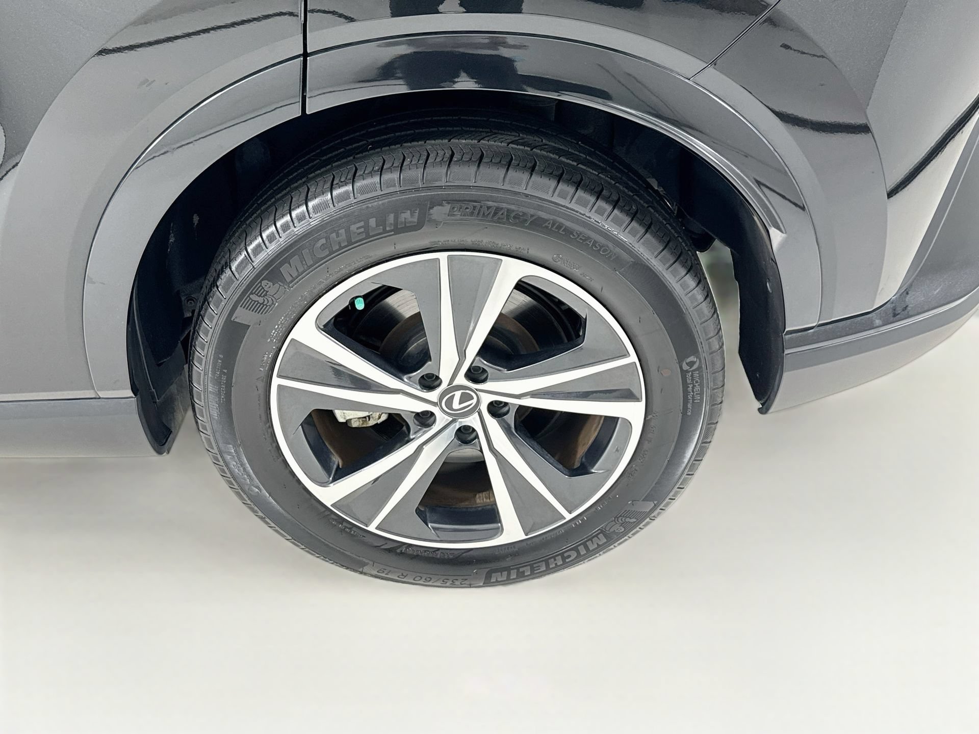 Used 2024 Lexus RX 350 Premium w/ Cold Area Package AWD/4WD image 33