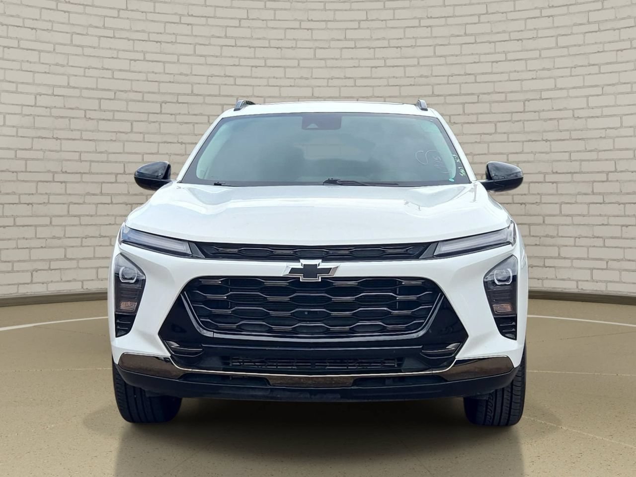 Used 2024 Chevrolet Trax ACTIV w/ Sunroof Package FWD image 2