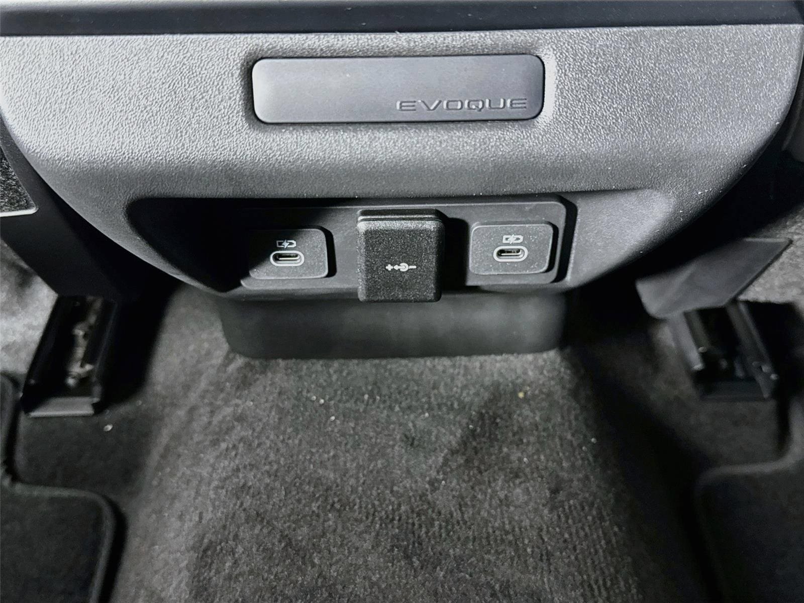 New 2026 Land Rover Range Rover Evoque S AWD/4WD image 28