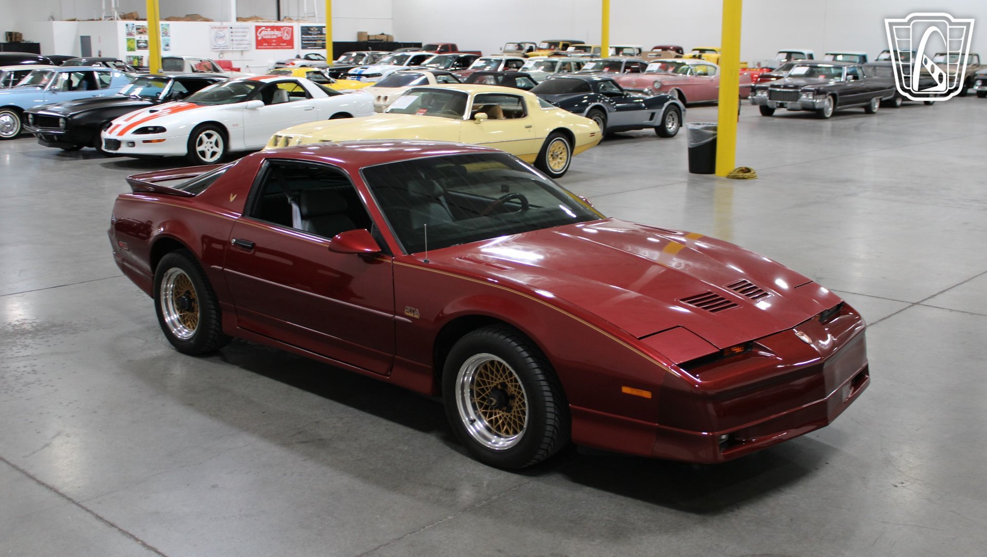 Used 1989 Pontiac Firebird Trans Am RWD image 8