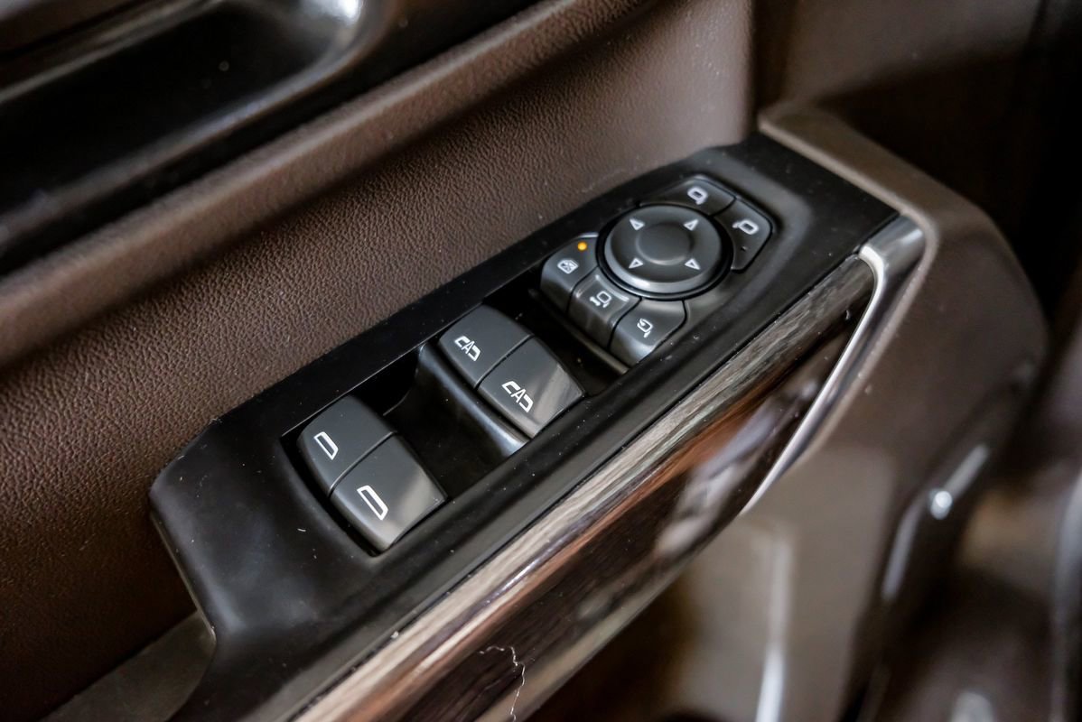Used 2020 Chevrolet Silverado 2500 LTZ AWD/4WD image 41