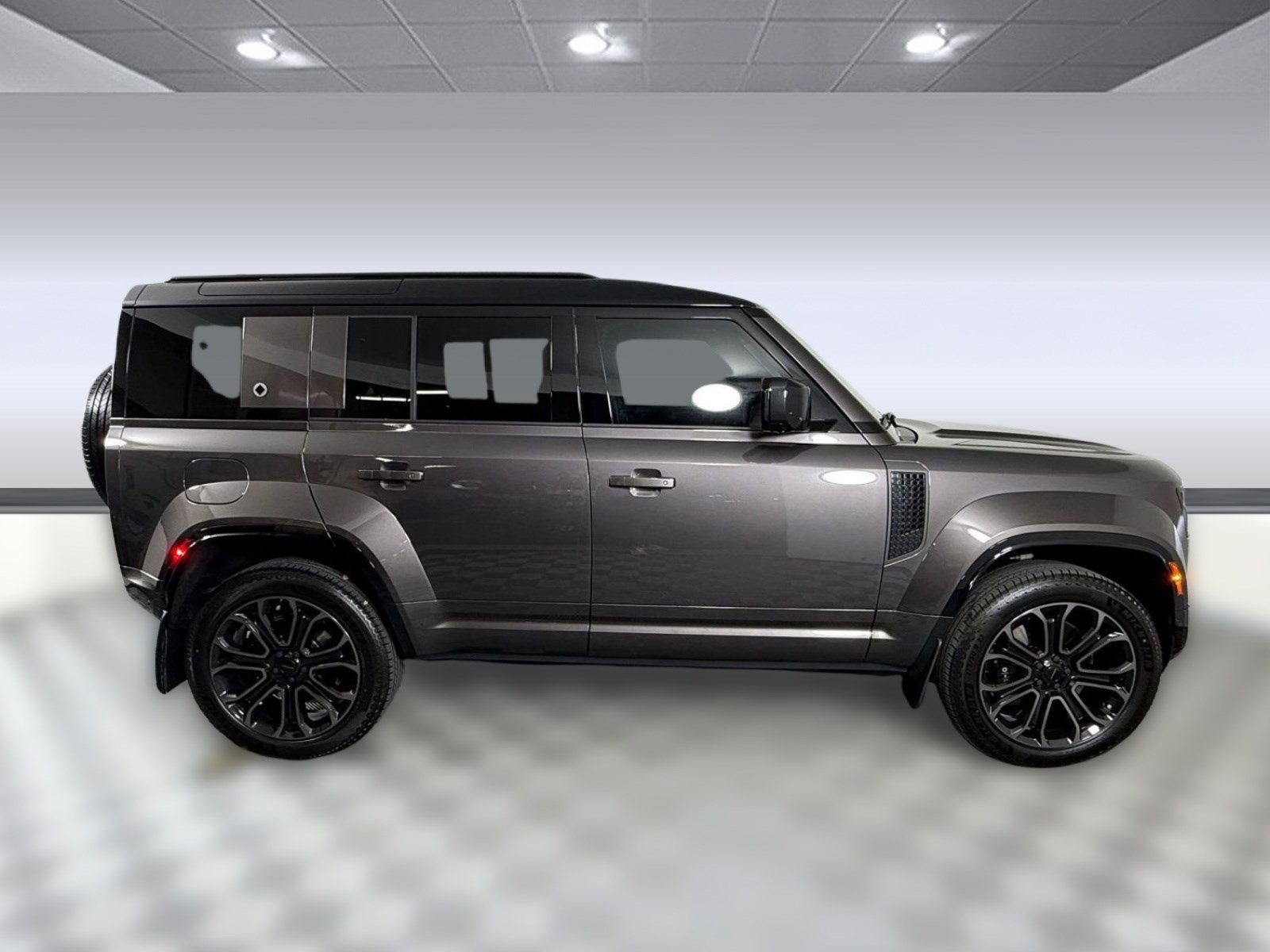 New 2026 Land Rover Defender 110 OCTA AWD/4WD image 8