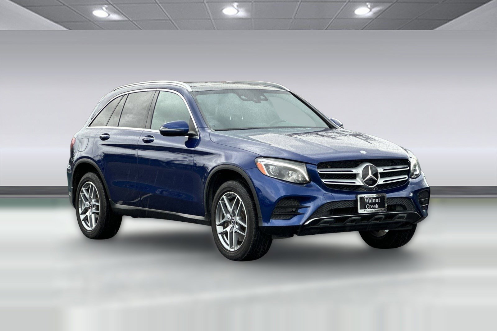 Used 2017 Mercedes-Benz GLC 300 4MATIC image 6