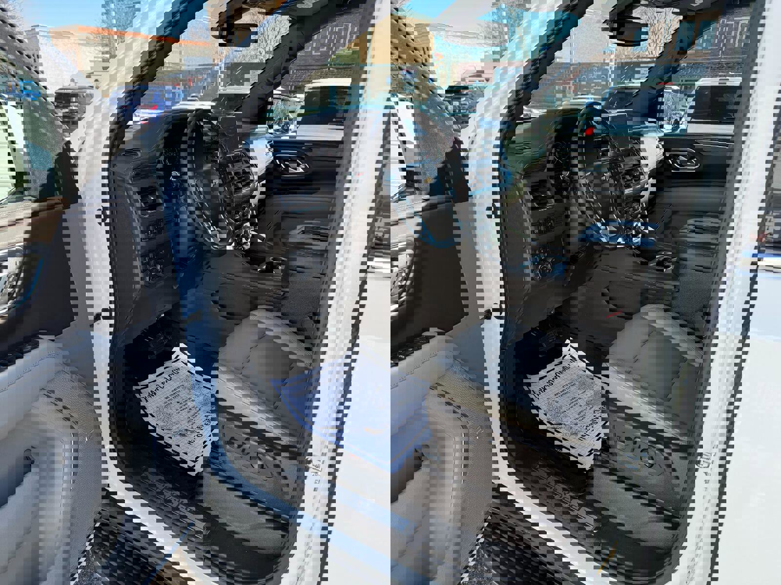 Used 2021 Chevrolet Suburban LT image 10