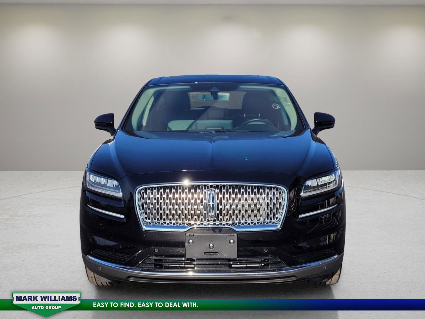 Used 2022 Lincoln Nautilus Reserve w/ Equipment Group 201A image 2