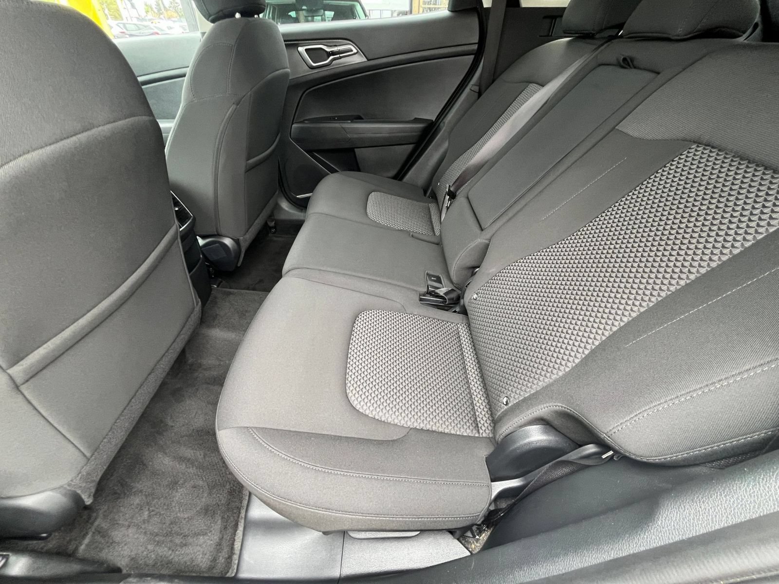 Used 2025 Kia Sportage LX FWD image 25
