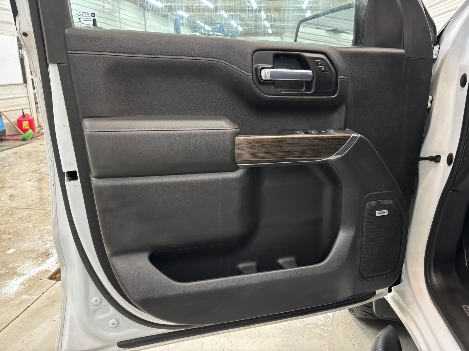 Used 2020 Chevrolet Silverado 1500 LT Trail Boss image 11