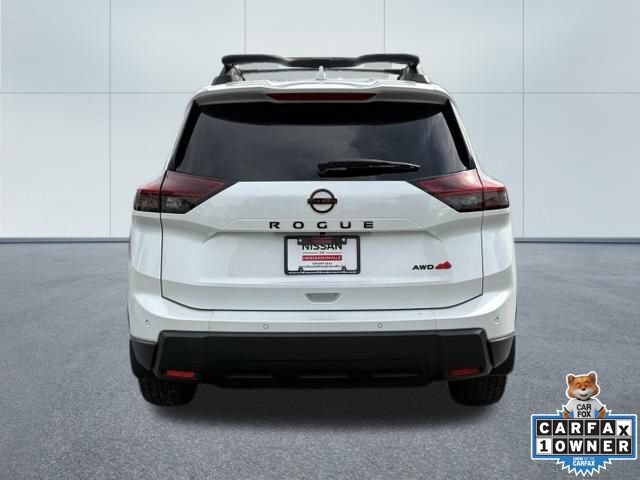 Used 2025 Nissan Rogue SV AWD/4WD image 10