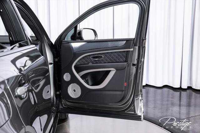 Used 2021 Bentley Bentayga Speed AWD/4WD image 43