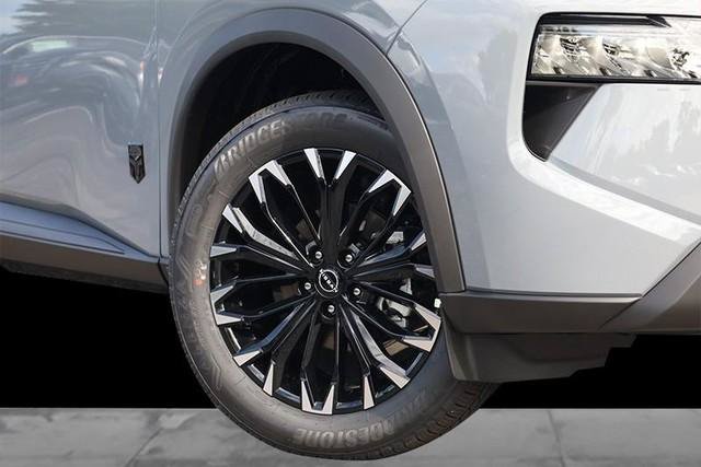 New 2026 Nissan Rogue Dark Armor AWD/4WD image 3