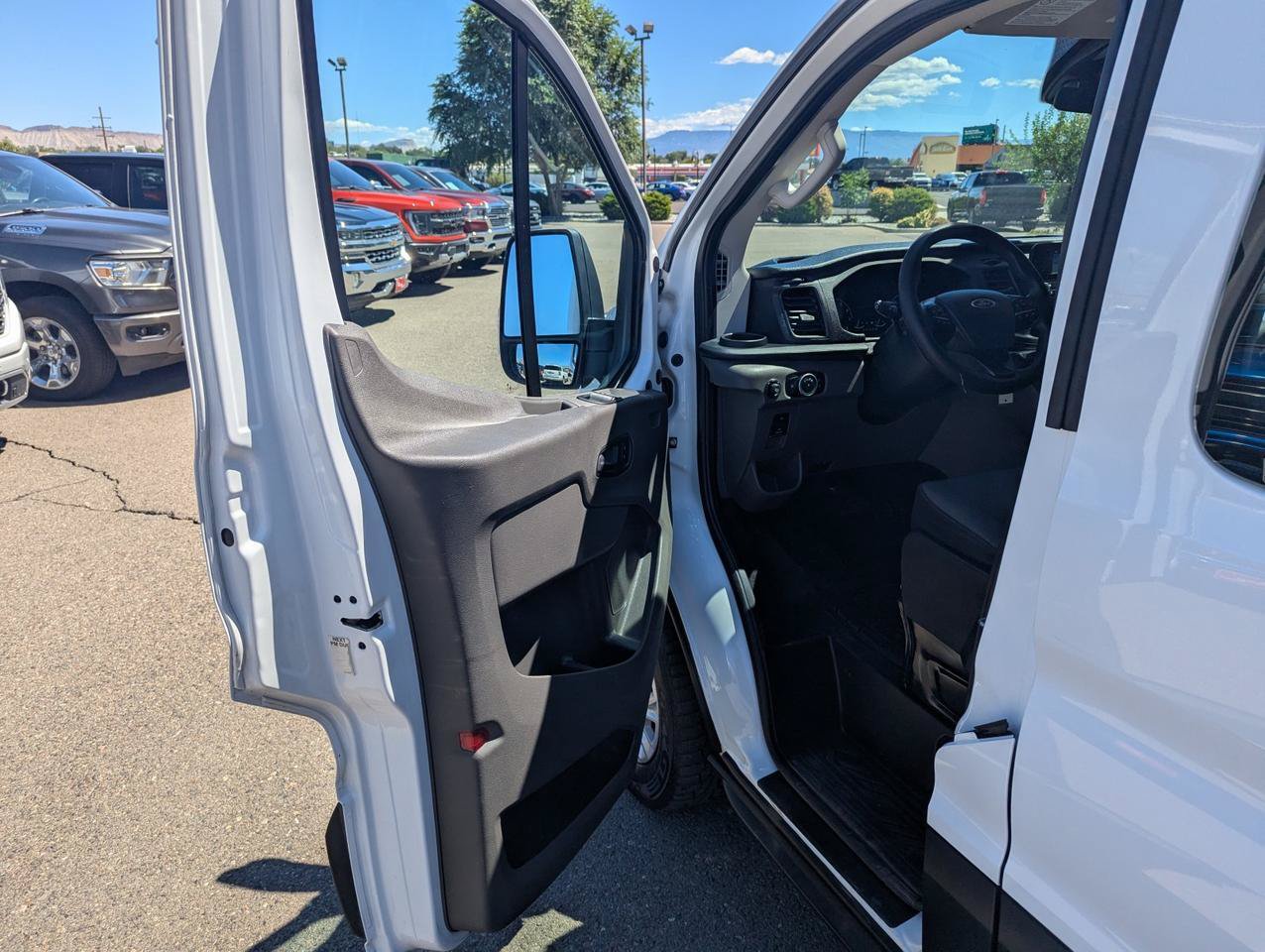 Used 2021 Ford Transit 350 XLT RWD image 8