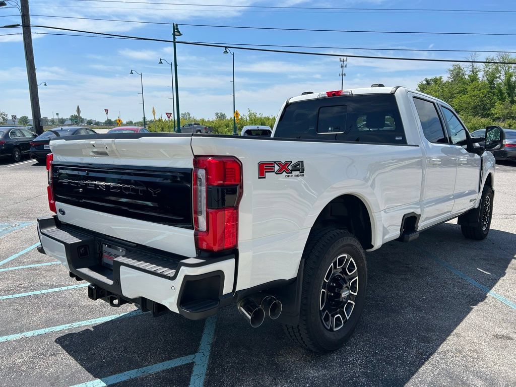 Used 2025 Ford F250 Platinum AWD/4WD image 7