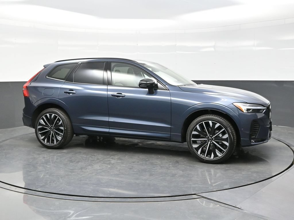 New 2026 Volvo XC60 B5 Ultra w/ Climate Package AWD/4WD image 8