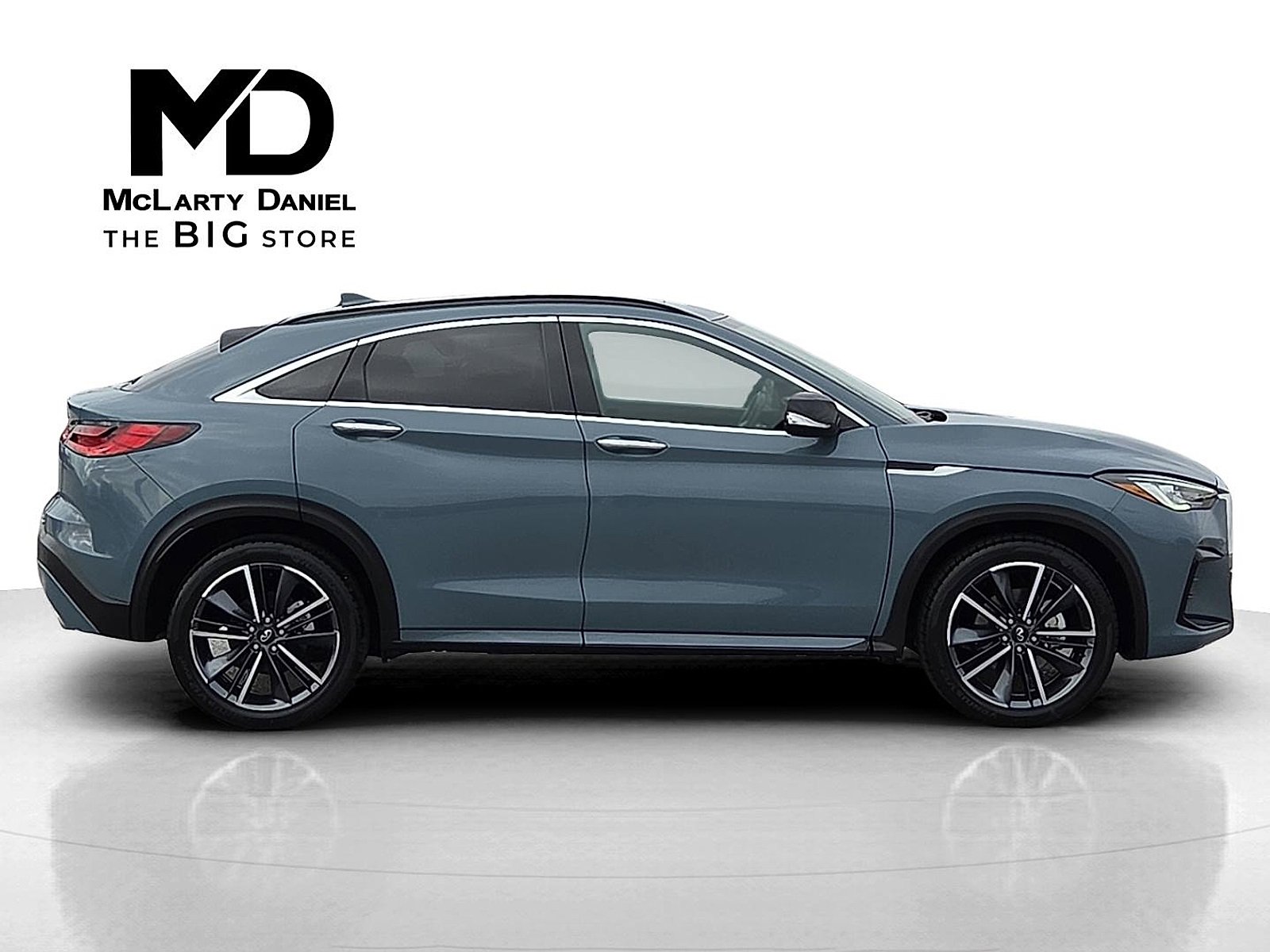 Used 2024 INFINITI QX55 Luxe image 6