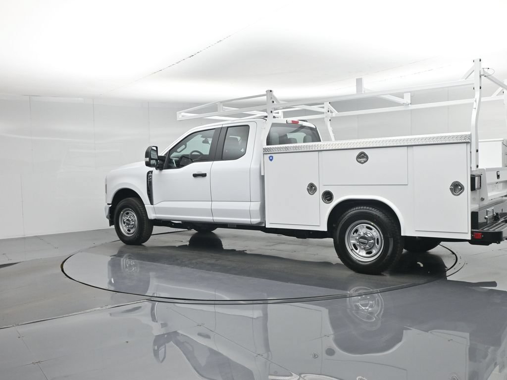 New 2026 Ford F250 XL w/ XL Chrome Package RWD image 38