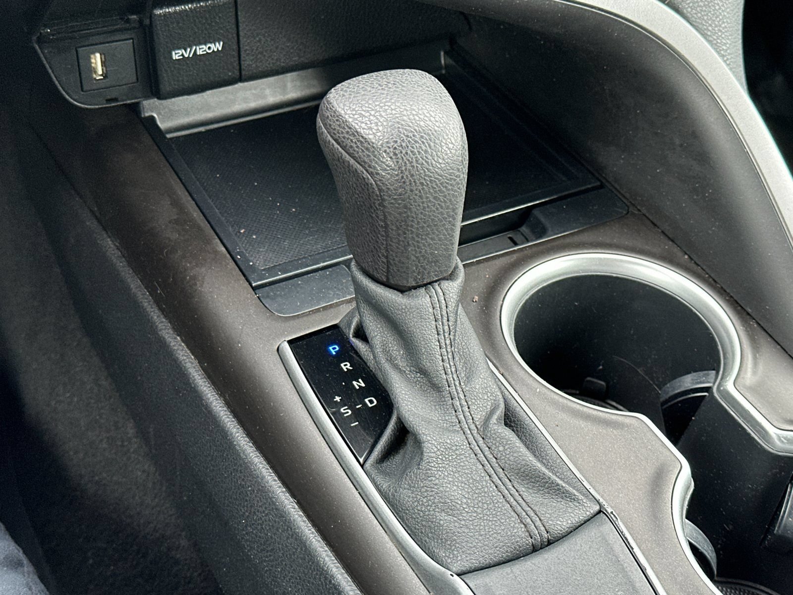 Used 2021 Toyota Camry LE w/ Cold Weather Package FWD image 20