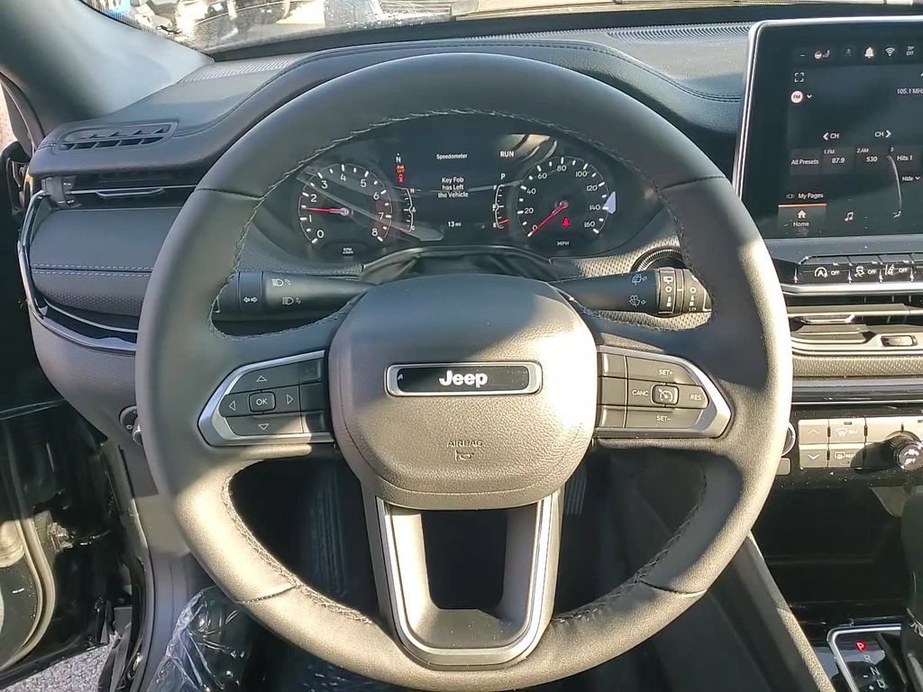 New 2026 Jeep Compass Latitude image 11