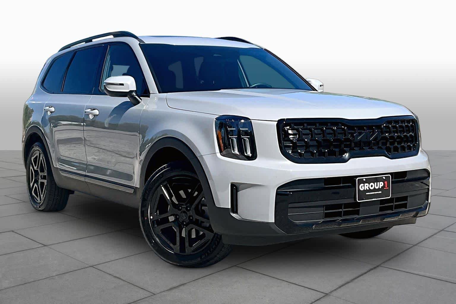 Used 2025 Kia Telluride EX X-Line AWD/4WD image 3