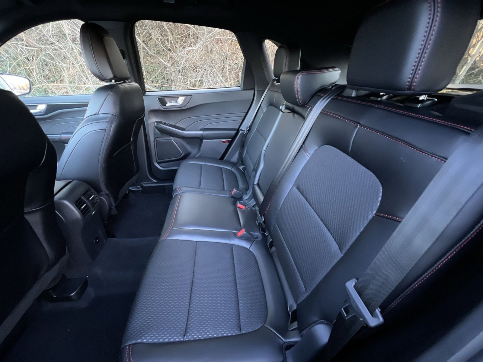 New 2026 Ford Escape ST-Line Select w/ Equipment Group 401A image 24