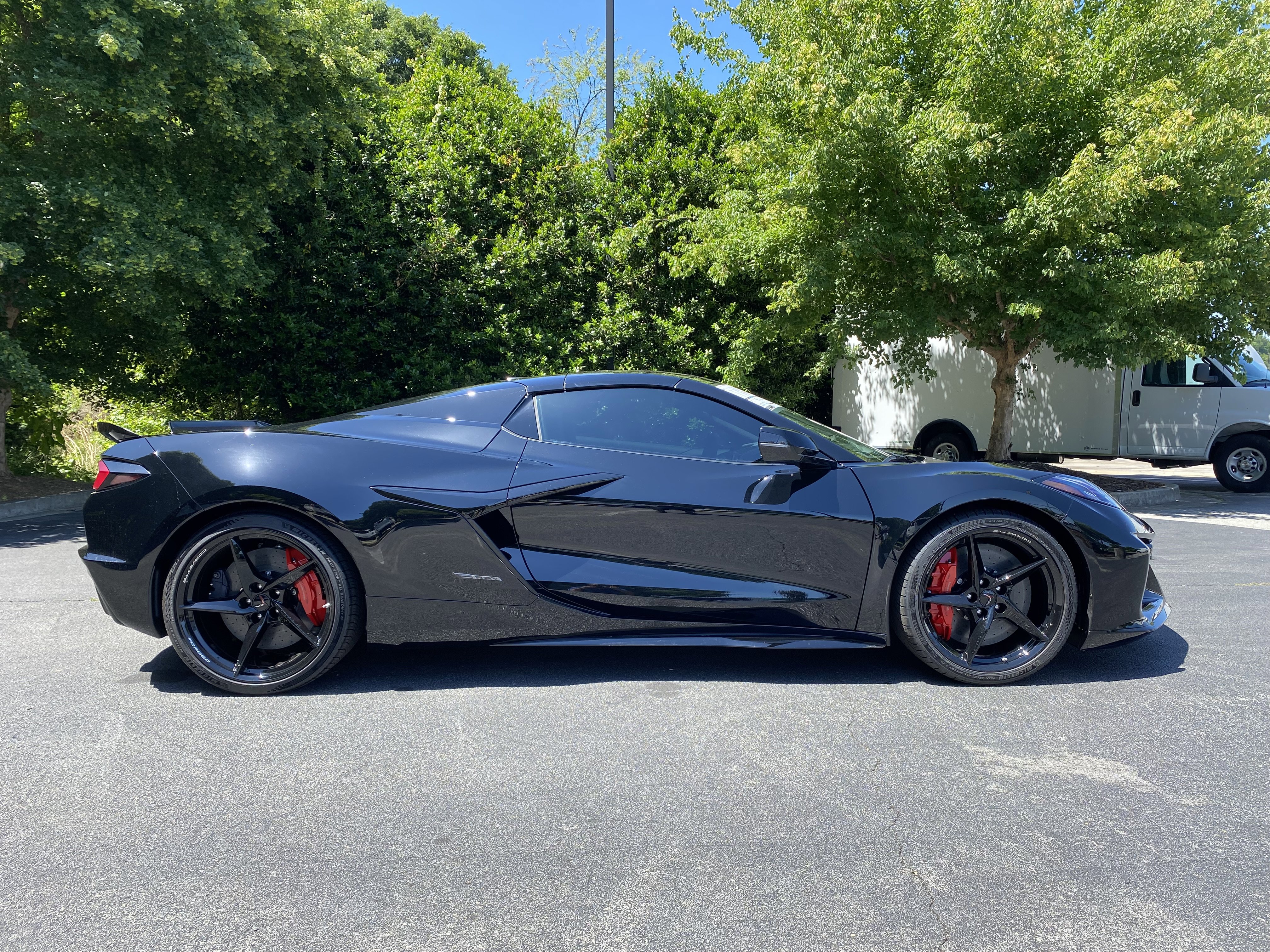 New 2026 Chevrolet Corvette E-Ray AWD/4WD image 10