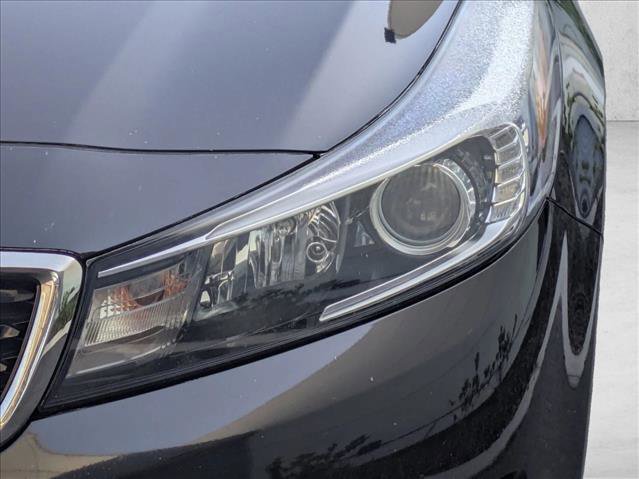Used 2018 Kia Forte S w/ S Technology Plus Package image 11