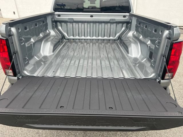 New 2026 Chevrolet Colorado W/T w/ WT Custom Package AWD/4WD image 14