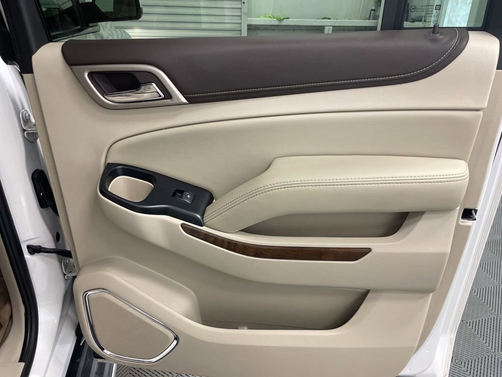 Used 2019 GMC Yukon XL Denali image 32