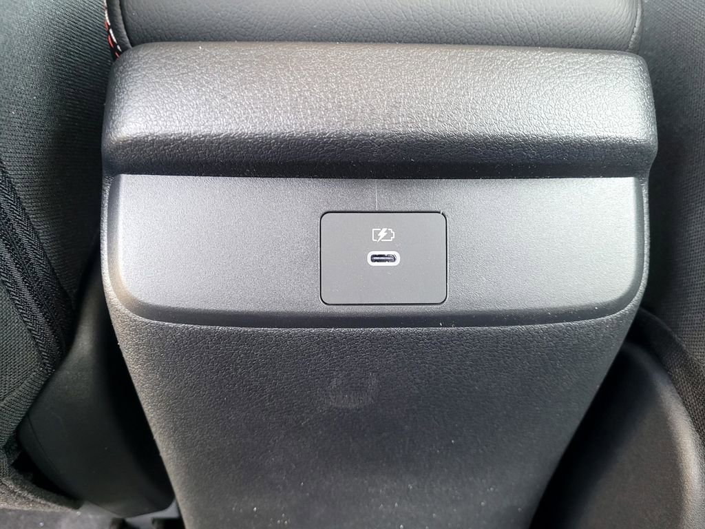 New 2026 Nissan Sentra SR FWD image 10