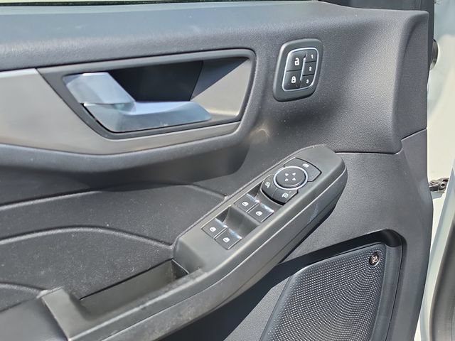Used 2021 Ford Escape Titanium AWD/4WD image 19