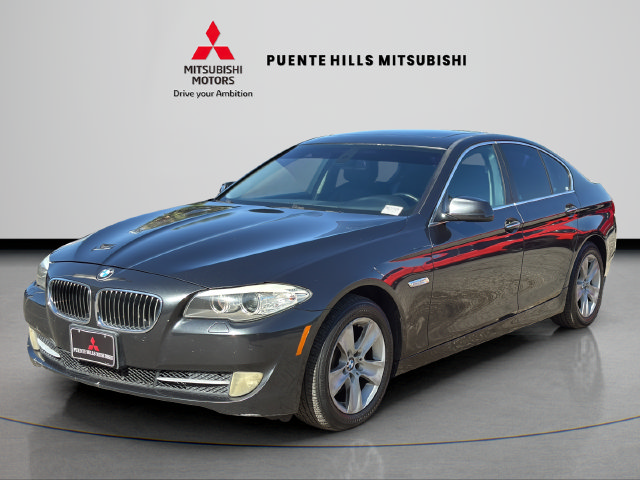Used 2011 BMW 528i Sedan RWD image 1