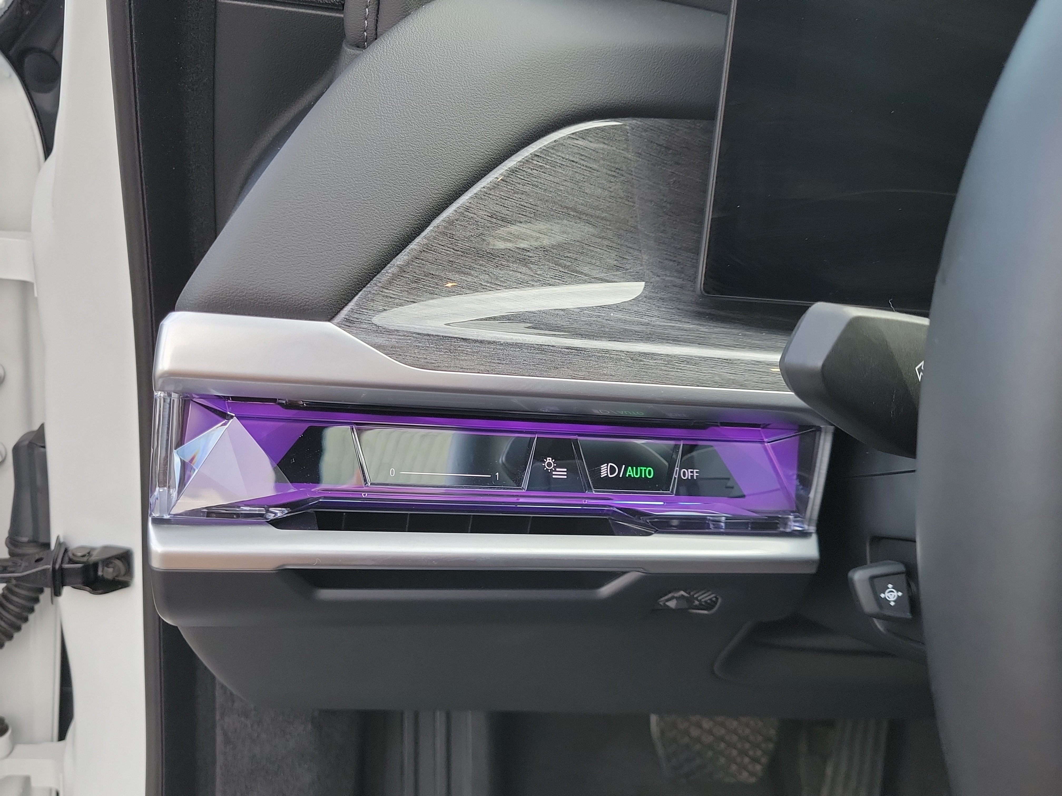 Certified 2023 BMW i7 xDrive60 AWD/4WD image 18