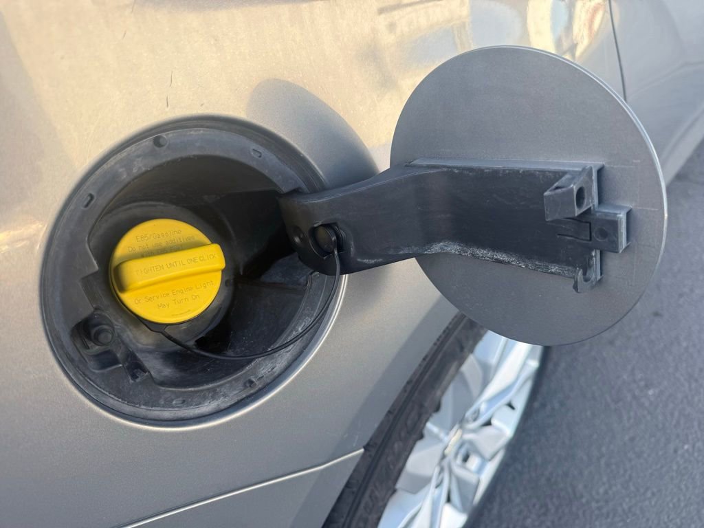 Used 2017 Chevrolet Impala LT FWD image 61