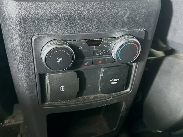 Used 2020 Ford Explorer Platinum w/ Premium Technology Package image 27