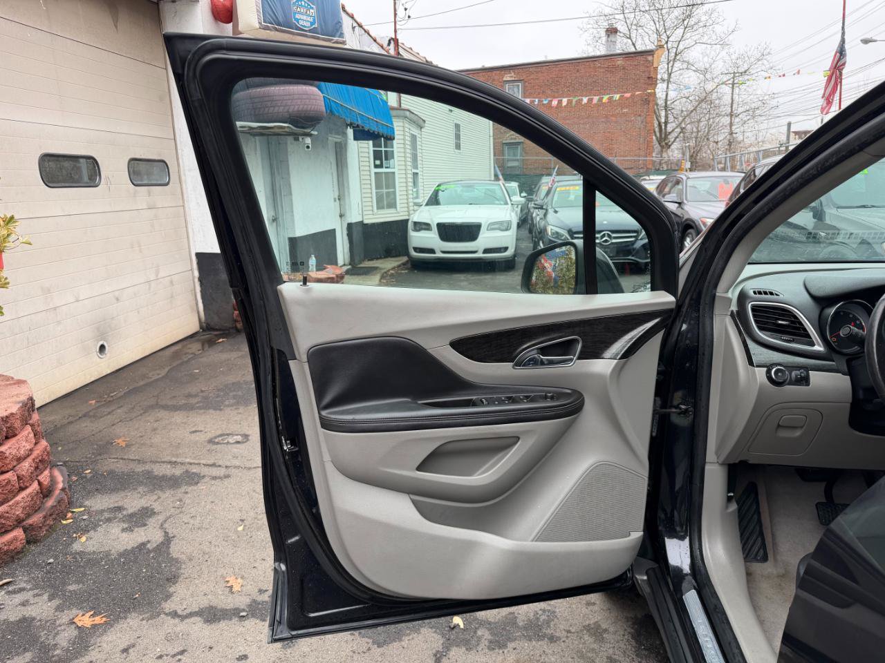 Used 2016 Buick Encore Leather AWD/4WD image 17