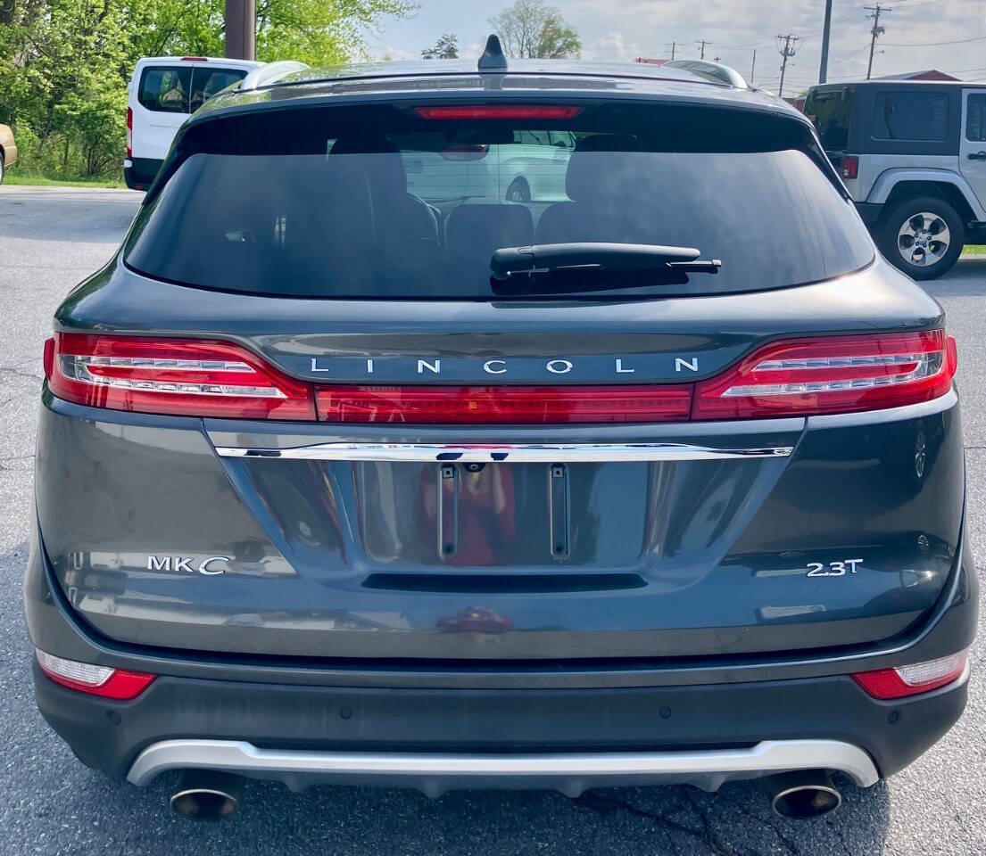 Used 2019 Lincoln MKC Reserve w/ MKC Climate Package AWD/4WD image 5